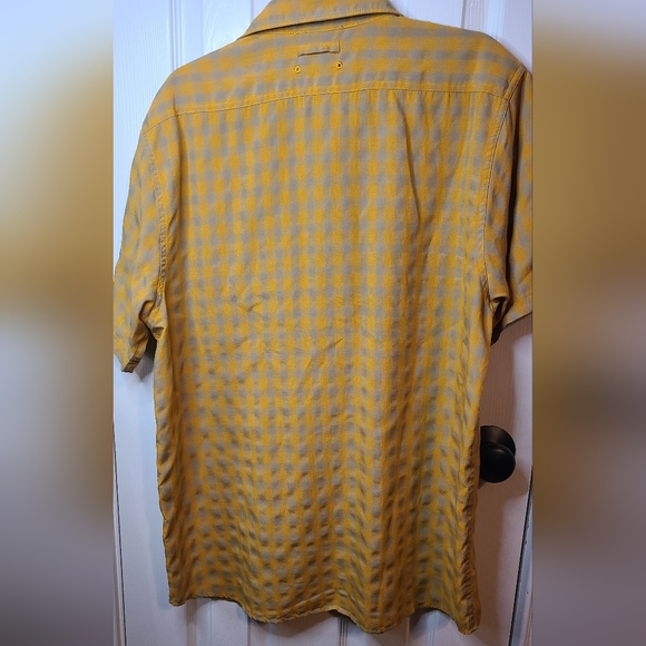 The North Face men's sz LG button down - Picture 4 of 7